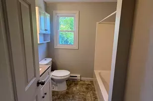 16 Jennings St, Springfield, MA 01119 - Photo 7