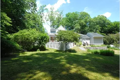 297 Laws Brook Rd, Concord, MA 01742 - Photo 5
