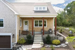 7 Laurel St, Hingham, MA 02043 - Photo 5