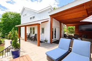7 Laurel St, Hingham, MA 02043 - Photo 11