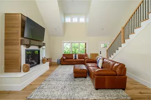 7 Laurel St, Hingham, MA 02043 - Photo 15