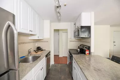 45 Trowbridge Street #4C, Cambridge, MA 02139 - Photo 3