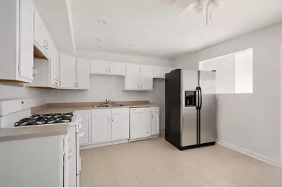 526 3rd St, Fall River, MA 02721 - Photo 9