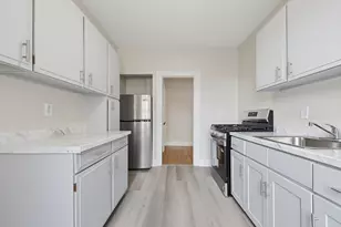 1662 Commonwealth Ave, Boston, MA 02135 - Photo 9