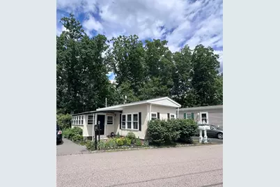 160 Washington St #17, Plainville, MA 02762 - Photo 1
