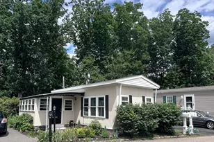 160 Washington St, Plainville, MA 02762 - Photo 1