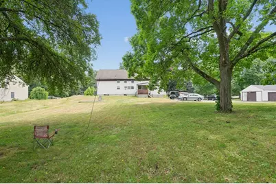 180 Lincoln St, Blackstone, MA 01504 - Photo 3