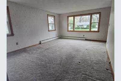 95 Herrman Street, West Springfield, MA 01089 - Photo 7