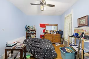 382 Pleasant St, Holyoke, MA 01040 - Photo 23