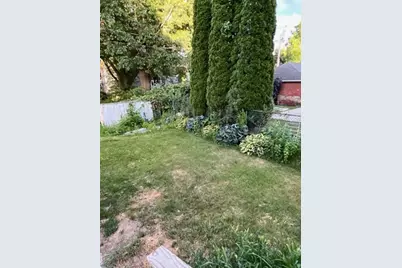 382 Pleasant St., Holyoke, MA 01040 - Photo 39