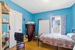 382 Pleasant St, Holyoke, MA 01040 - Photo 19