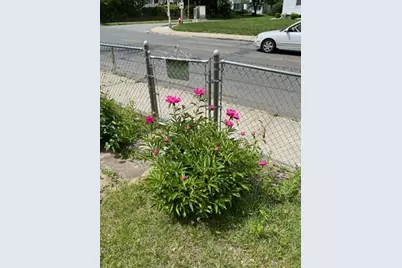 382 Pleasant St., Holyoke, MA 01040 - Photo 41