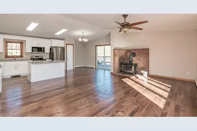 660 Greenfield Rd, Leyden, MA 01301 - Photo 3