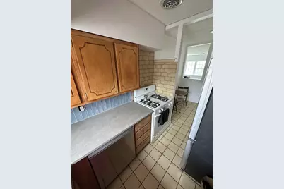 194 Lake Ave #4, Boston, MA 02135 - Photo 11