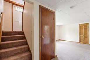 386 Sherbert Rd, Ashburnham, MA 01430 - Photo 7