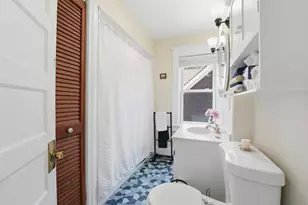 24 Thomas Ave, Holyoke, MA 01040 - Photo 33