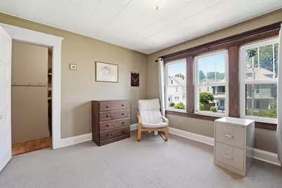 24 Thomas Ave, Holyoke, MA 01040 - Photo 29