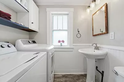 24 Thomas Ave, Holyoke, MA 01040 - Photo 19