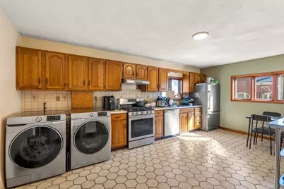 8 Franklin St #2, Somerville, MA 02145 - Photo 5
