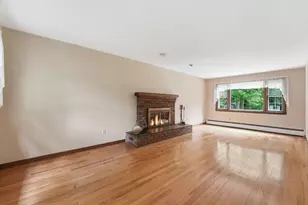 17 Raymond Dr, Wilbraham, MA 01095 - Photo 9