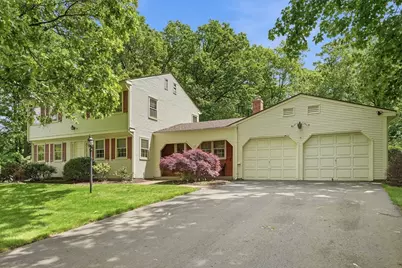 17 Raymond Dr, Wilbraham, MA 01095 - Photo 3