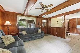 17 Raymond Dr, Wilbraham, MA 01095 - Photo 7