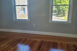 32 Shores, Taunton, MA 02780 - Photo 5