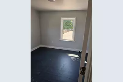 32 Shores #2, Taunton, MA 02780 - Photo 3