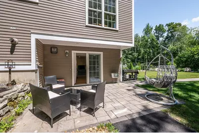 103 Meadow Creek Dr, Dracut, MA 01826 - Photo 29