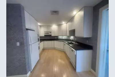 99 Florence St #60-3D, Newton, MA 02472 - Photo 9