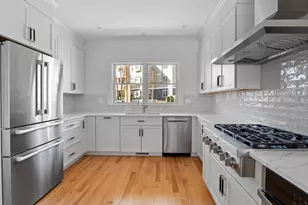 20 Talbot Ln, Reading, MA 01867 - Photo 9