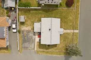 124 Woodman St, Fall River, MA 02724 - Photo 5