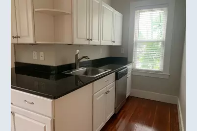 176 Chestnut St #2, Waltham, MA 02453 - Photo 5