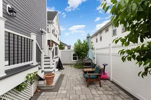 27 Hancock St, Medford, MA 02155 - Photo 25