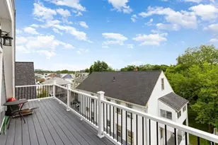 27 Hancock St, Medford, MA 02155 - Photo 21