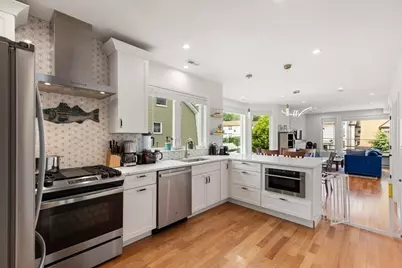 27 Hancock St #2, Medford, MA 02155 - Photo 1