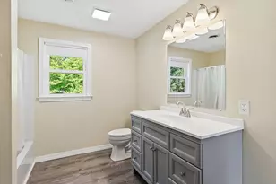 53 Luden St, Springfield, MA 01118 - Photo 27