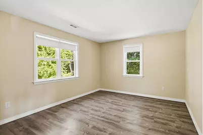 53 Luden St, Springfield, MA 01118 - Photo 17