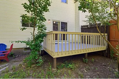 53 Luden St, Springfield, MA 01118 - Photo 35