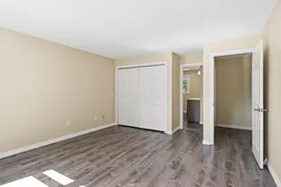 53 Luden St, Springfield, MA 01118 - Photo 25