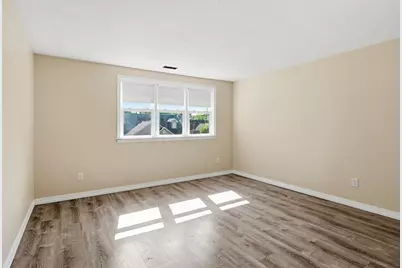53 Luden St, Springfield, MA 01118 - Photo 23