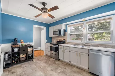 55 Meadowlark Ln #55, Chicopee, MA 01022 - Photo 5