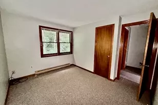 472 Russell Rd, Westfield, MA 01085 - Photo 7