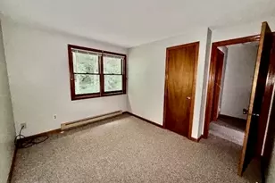 460 Russell Rd, Westfield, MA 01085 - Photo 9