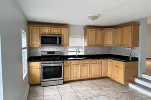 21 Collins St, Boston, MA 02136 - Photo 3
