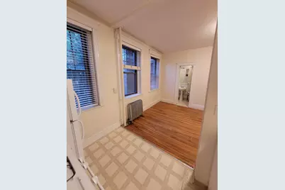 60 Queensbury St #2, Boston, MA 02215 - Photo 3
