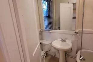 60 Queensberry St, Boston, MA 02215 - Photo 9