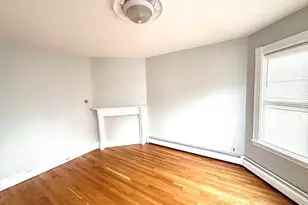 5 Buckley Ave, Boston, MA 02130 - Photo 9