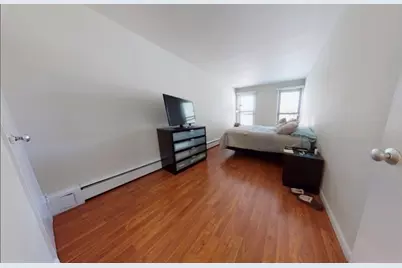 18 Juniper St #49, Brookline, MA 02445 - Photo 9