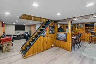 19 Annette St, Pawtucket, RI 02861 - Photo 23